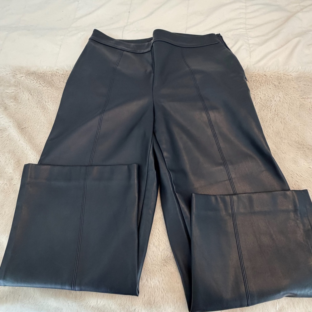 AnnTaylorLoft Faux Leather Wide Leg Cropped pants size 4
